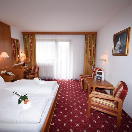 Hotel Goldenes Kreuz 탄하임 외부 사진