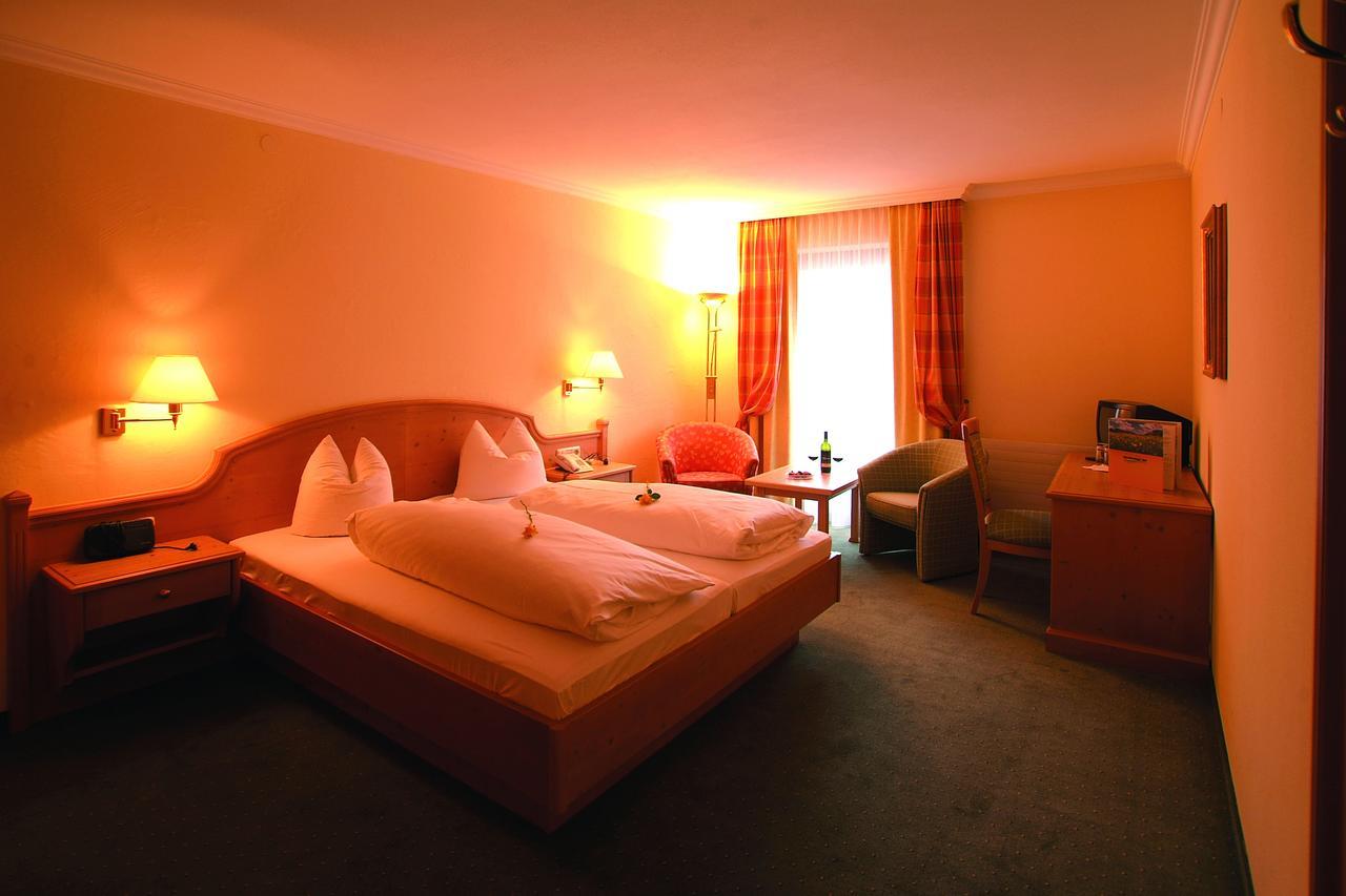 Hotel Goldenes Kreuz 탄하임 외부 사진