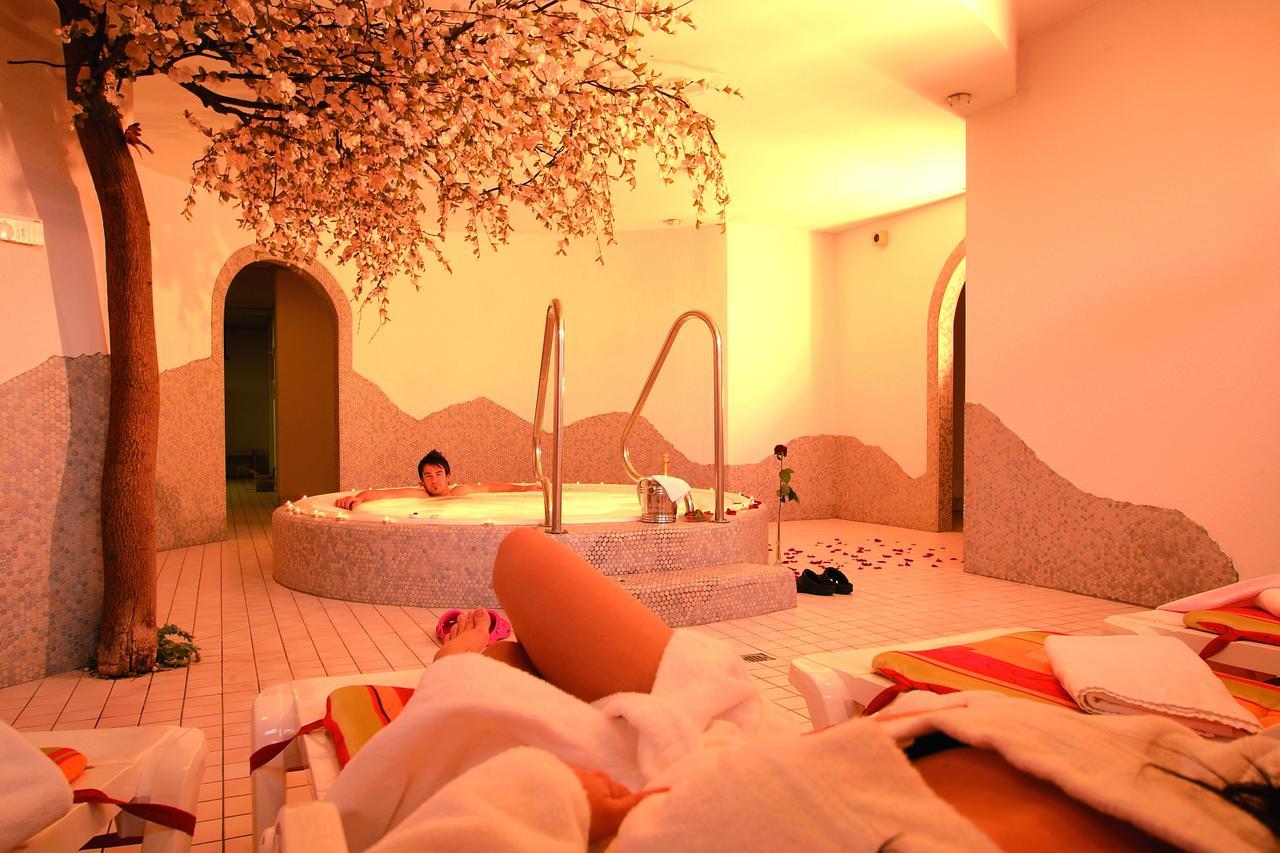 Hotel Goldenes Kreuz 탄하임 외부 사진